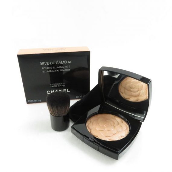 CHANEL シャネル レーヴ ドゥ カメリア フェイスパウダー イルミネイティング