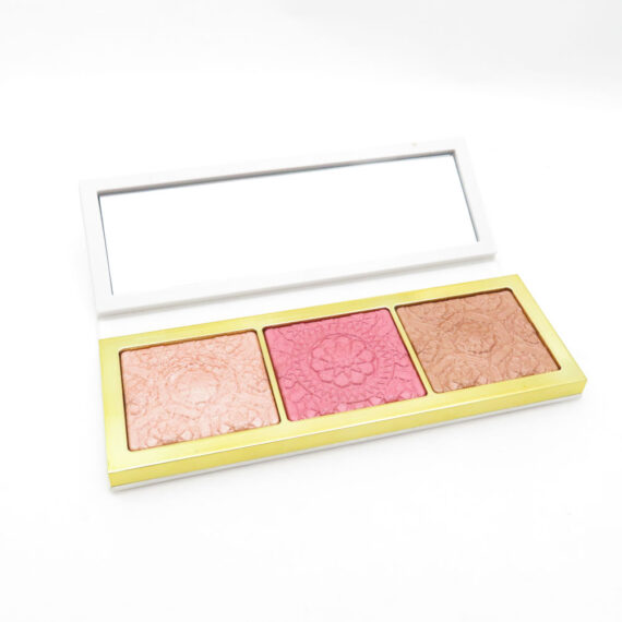 マック エクストラディメンショントリオ イルミナイザー パールエッセンス フェイスパウダー