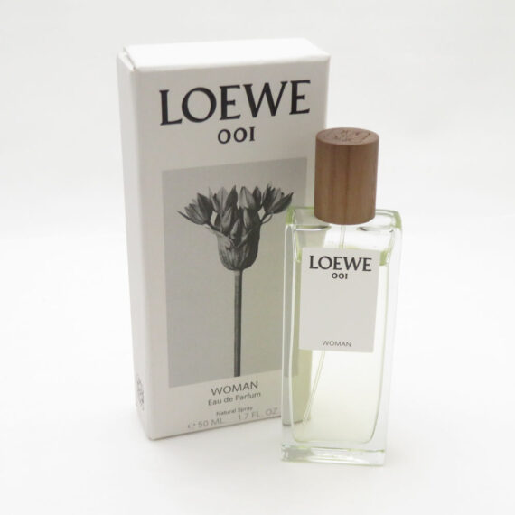 ロエベ 001 ウーマン 香水
