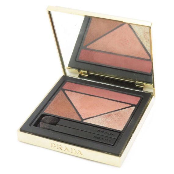 プラダ ダイメンションズ マルチエフェクト 　アイシャドウ